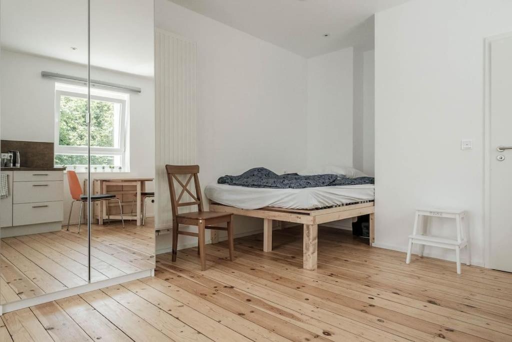 Kinderklinik, 600M Zum Bahnhof 2B Siegen Exteriér fotografie